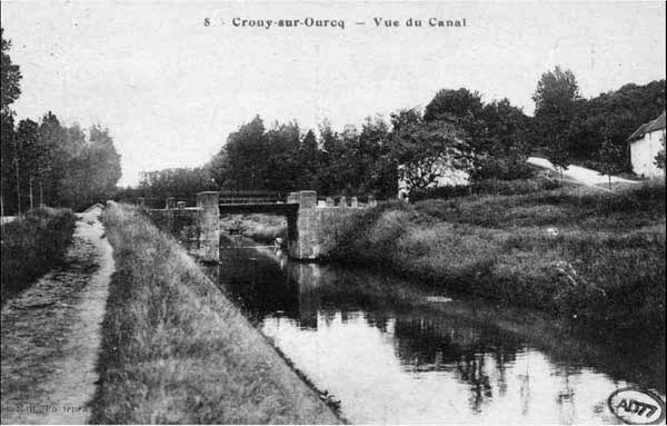 8. - Crouy-sur-Ourcq — Vue du Canal